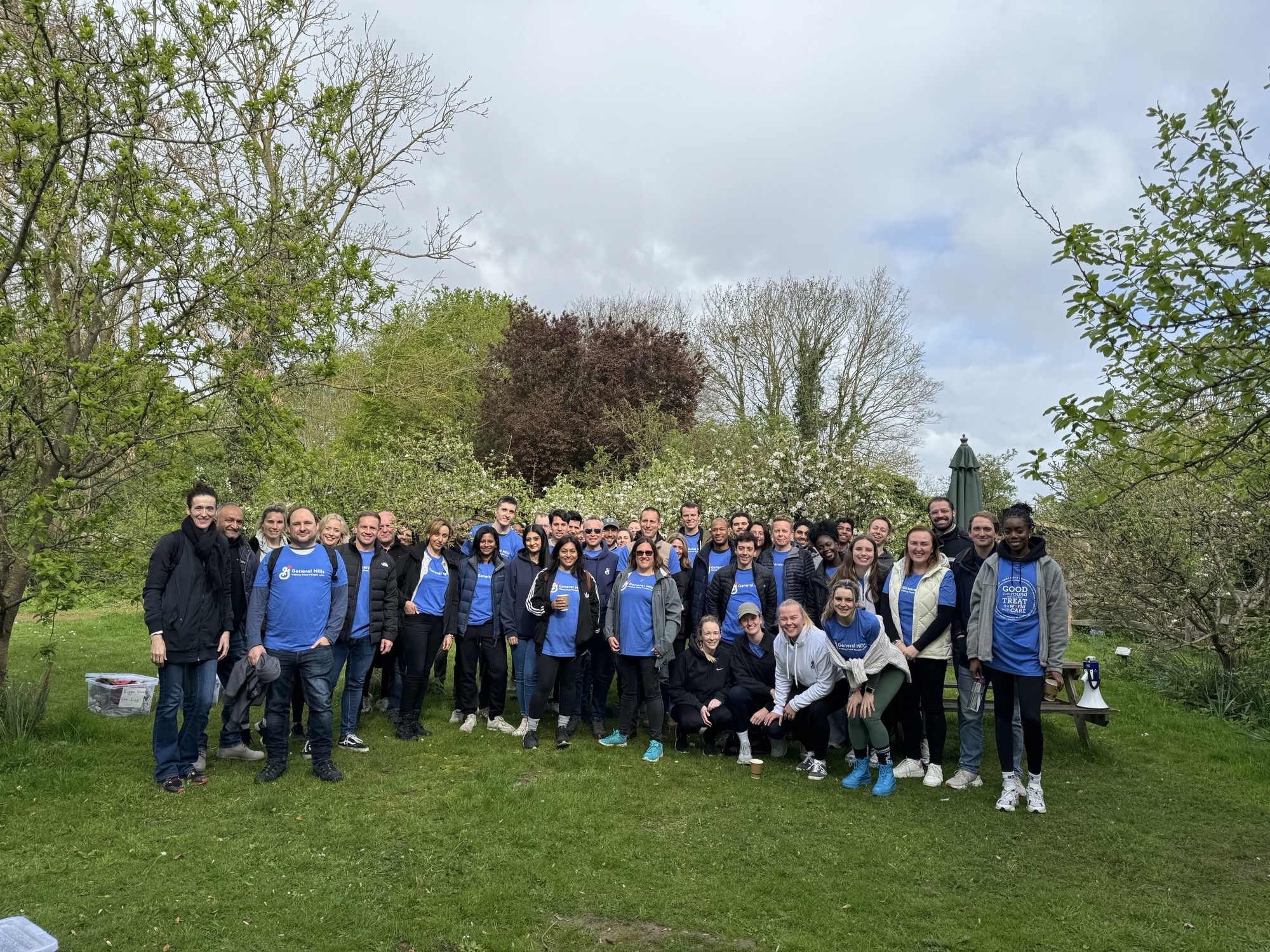 Employees volunteering from a General Mills Europe/Australia location
