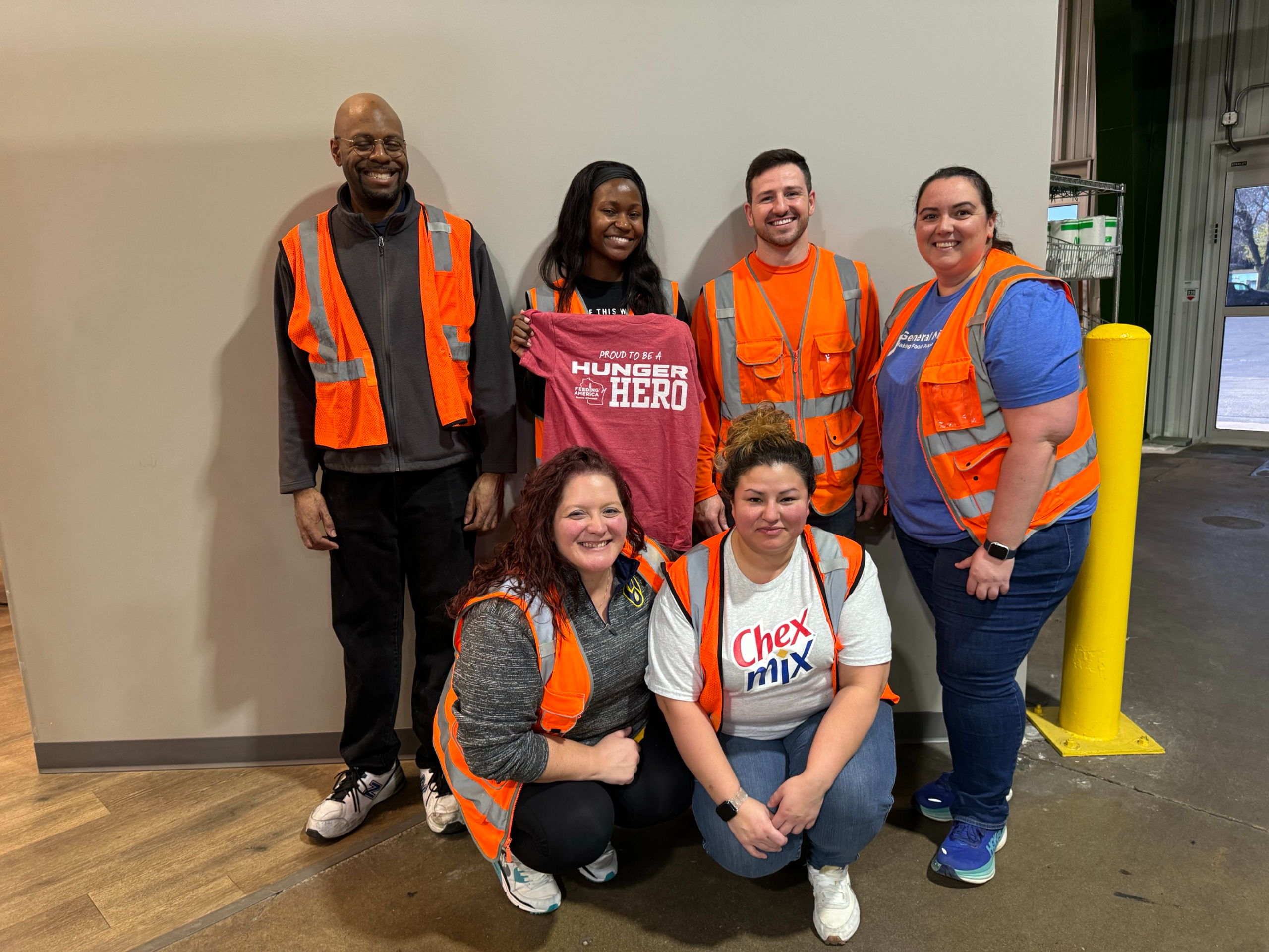 Employees volunteering at the General Mills Milwaukee Plant