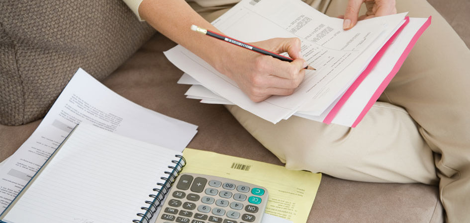 stick-to-your-monthly-budget-image